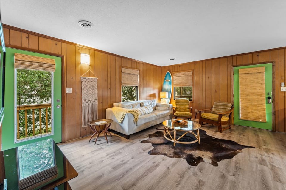 Sunny Daze KDH by Village Reality House in Kill Devil Hills