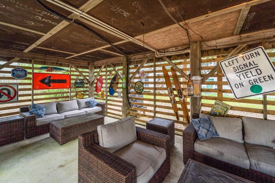 Sunny Daze KDH by Village Reality House in Kill Devil Hills