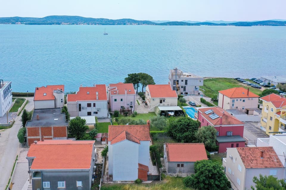 Property building, Bird's eye view