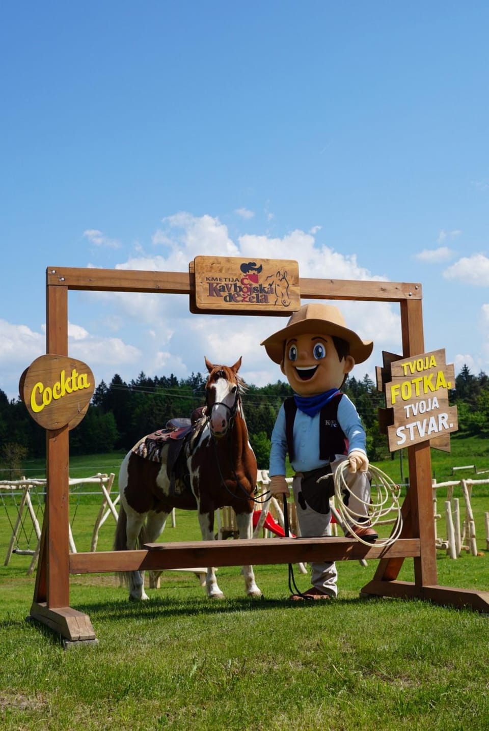 Day, Children play ground, Horse-riding, Animals, Entertainment