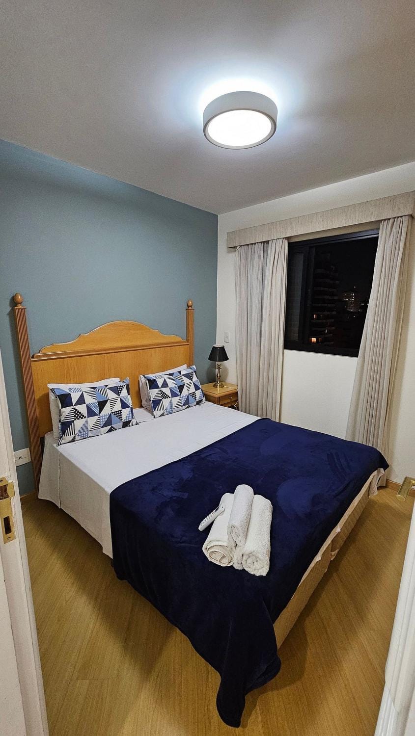 Apartamento Com Sacada perto Shopping Ibirapuera Apartment in Sao Paulo City
