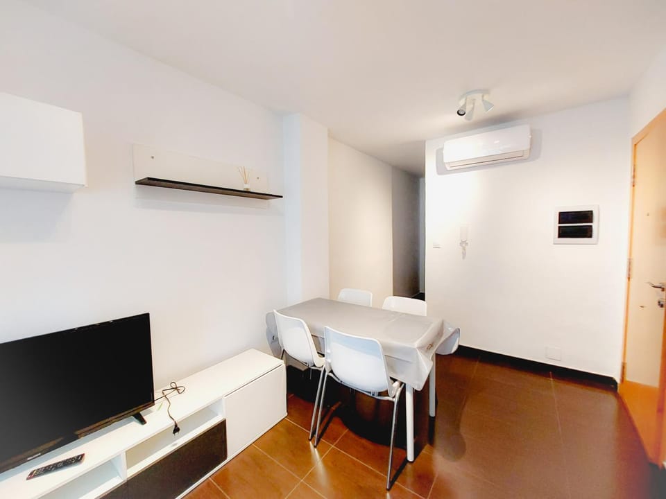 TV and multimedia, Kitchen or kitchenette, Dining area
