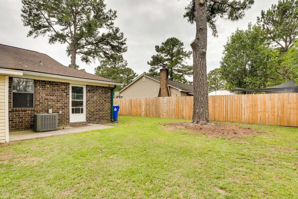 Vibrant North Charleston Duplex Near Airport! Apartment in North Charleston