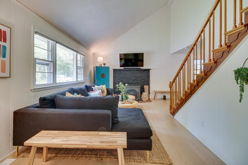 Maryland Vacation Rental w/ Private Pool & Dock House in Maryland