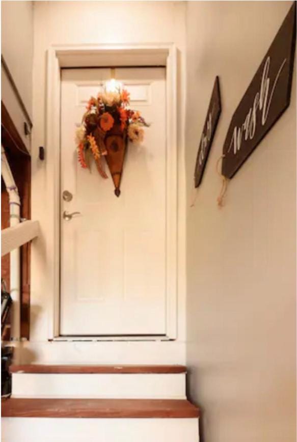 Chic Luxe Amenities w/Garage & Electric Charging* Bed and Breakfast in Vestavia Hills