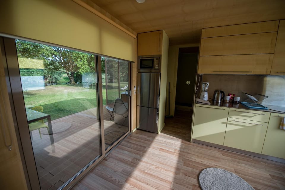 Patio, Coffee/tea facilities, Kitchen or kitchenette, minibar