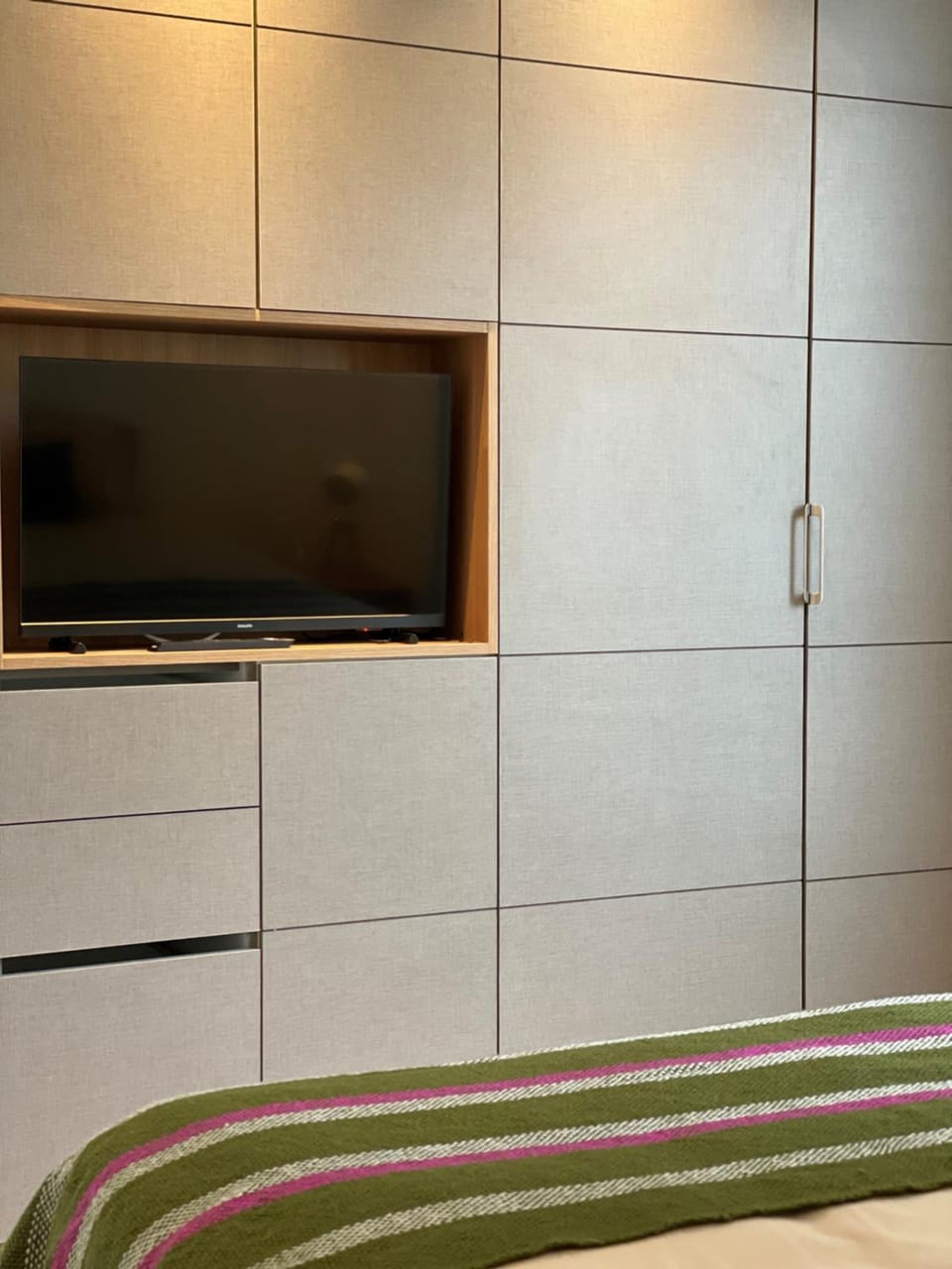 TV and multimedia, Bedroom, wardrobe
