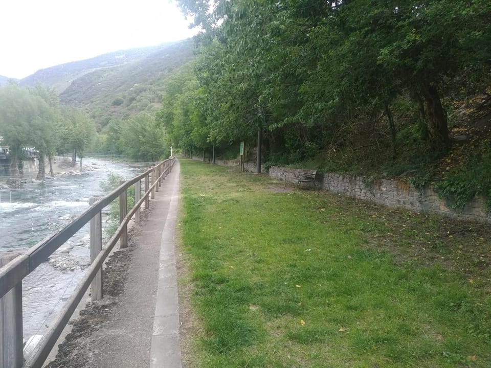 APARTAMENT BETTY Apartment in Pallars Jussà