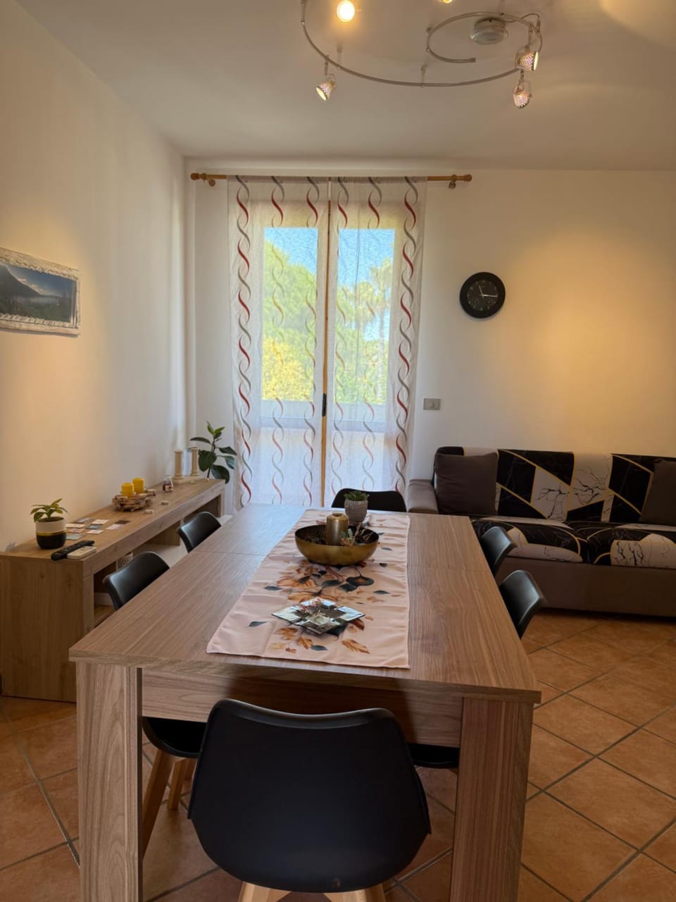 Balcony/Terrace, Living room, Seating area, Dining area