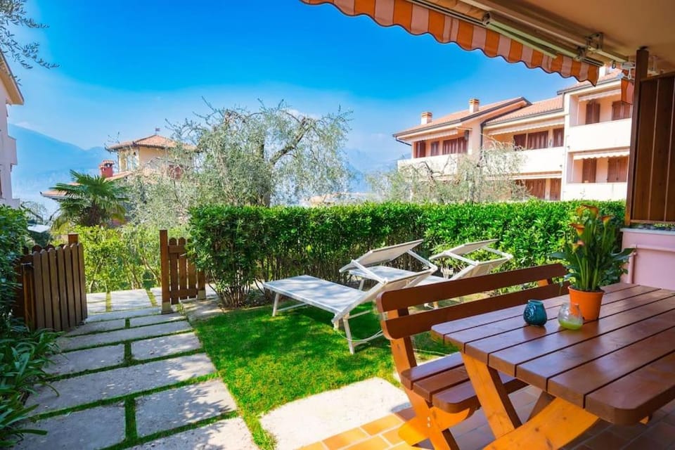 Property building, Garden, Garden view
