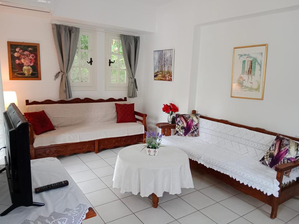 Philly's sea side apartment Apartment in Magnesia Prefecture, Greece