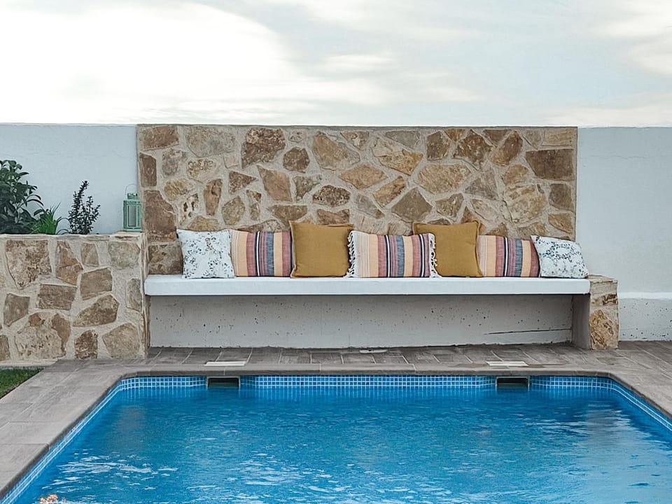 Garden, Swimming pool