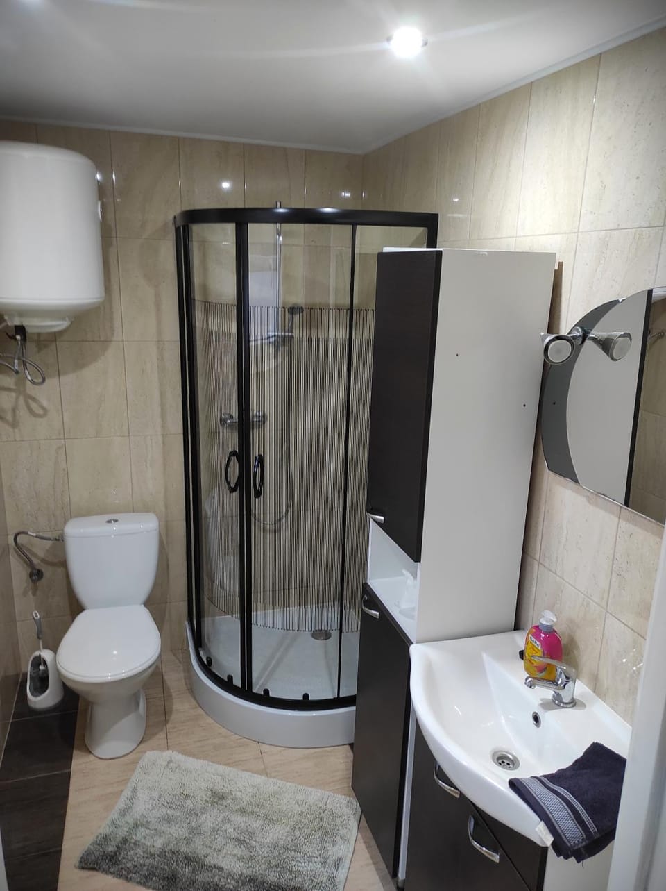 Shower, Toilet, Bathroom