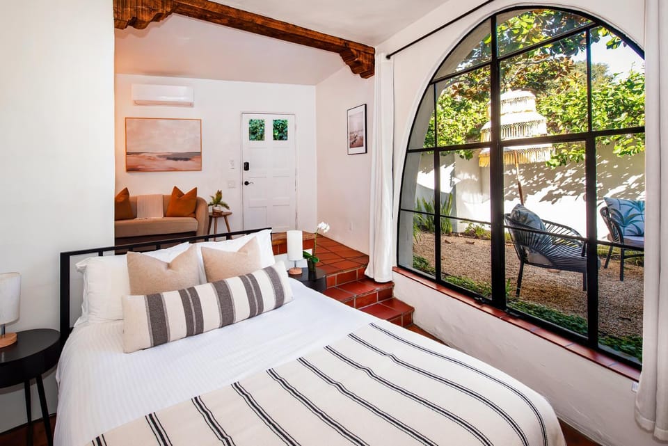 Cozy New - Casa Blanca Suite B1 Apartment in Montecito