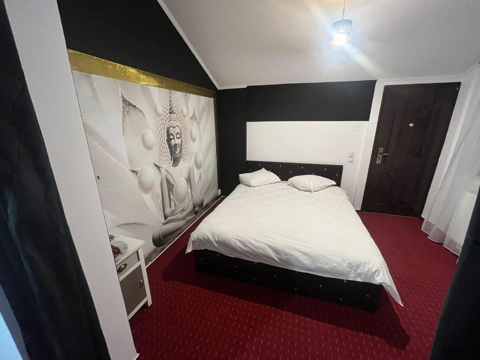 Karma caffe&rooms Apartment hotel in Bucharest