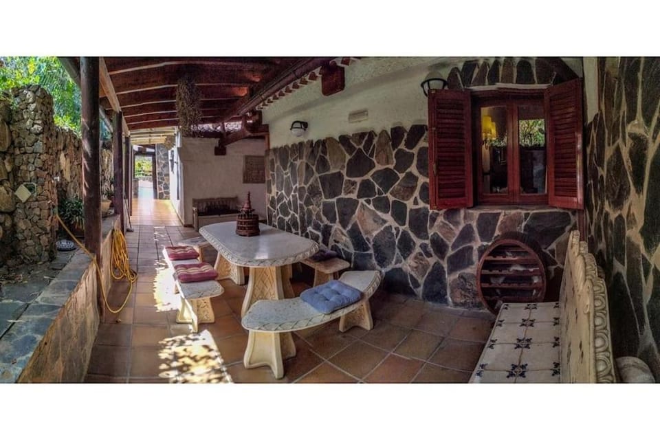 Casa El Moral House in Comarca Norte