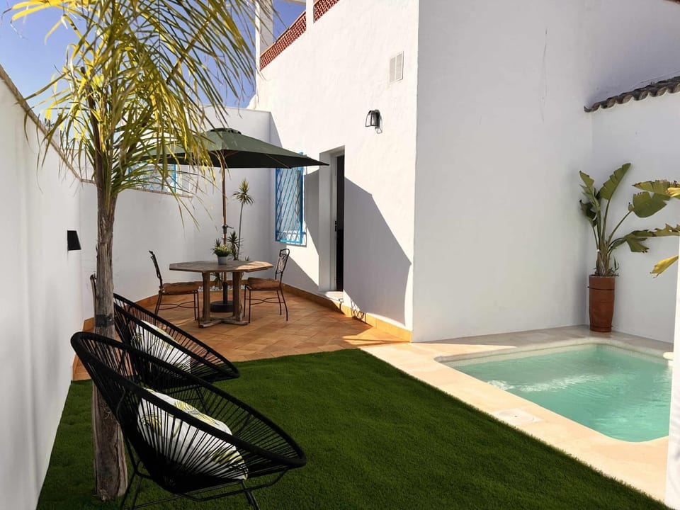 Estudio Sol piscina privada House in La Janda