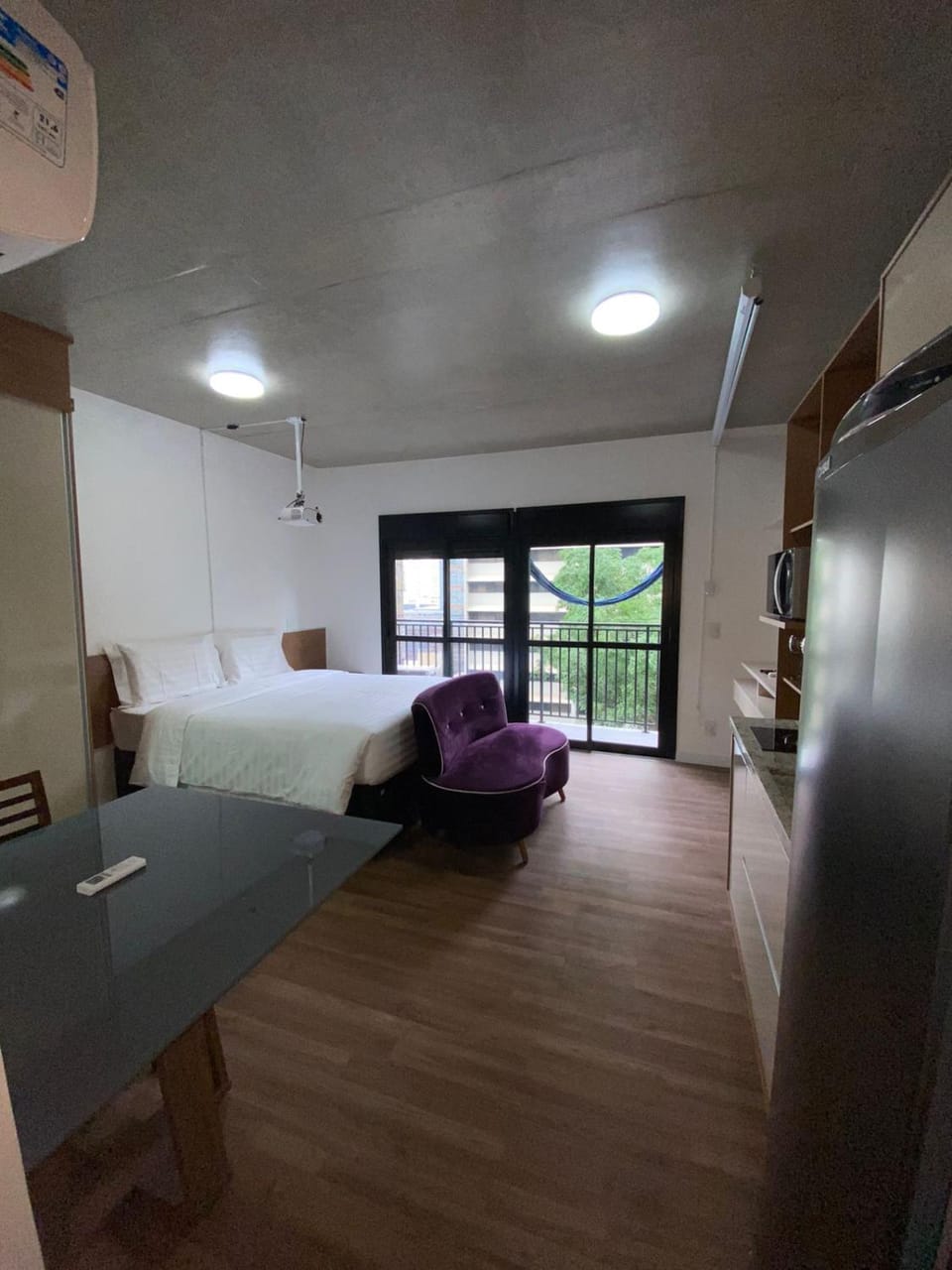 Living room, Photo of the whole room