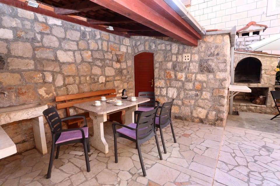Guest House Roses House in Dubrovnik-Neretva County
