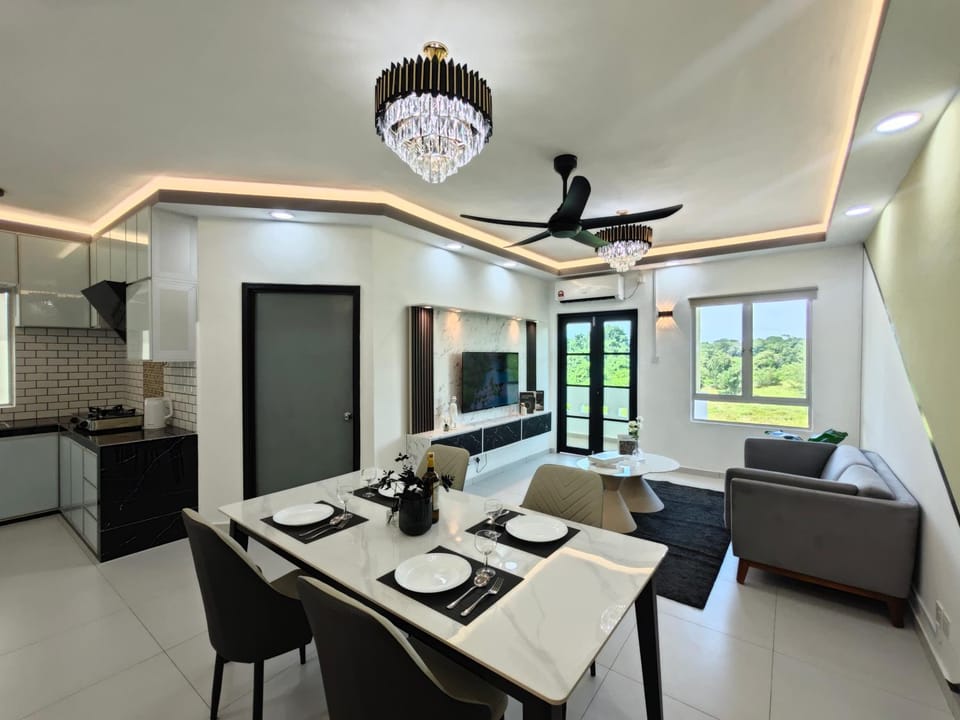 Living room, Dining area