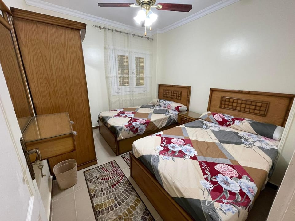 Bed, Bedroom, fireplace, wardrobe