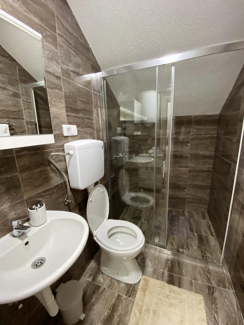 Shower, Toilet, Bathroom