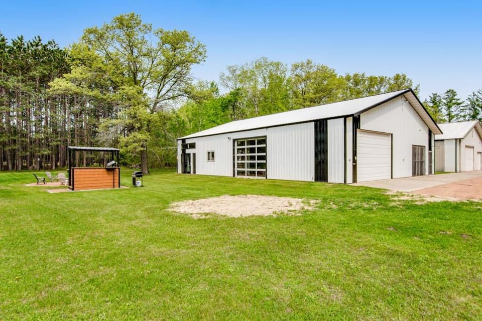 Moe's Vineyard House in Wisconsin