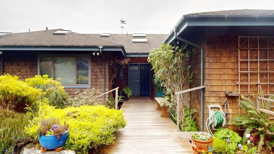 Windrose House in Fort Bragg