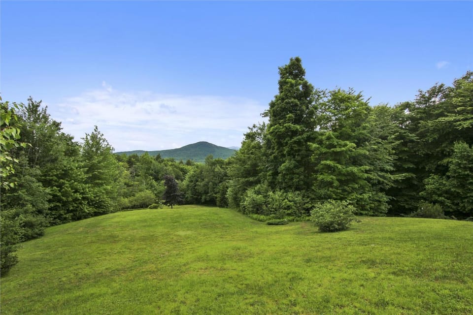 Mountain Falls House in Morristown