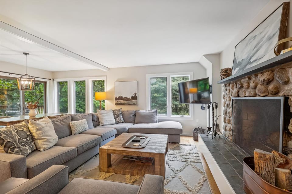 Topnotch 384D House in Morristown