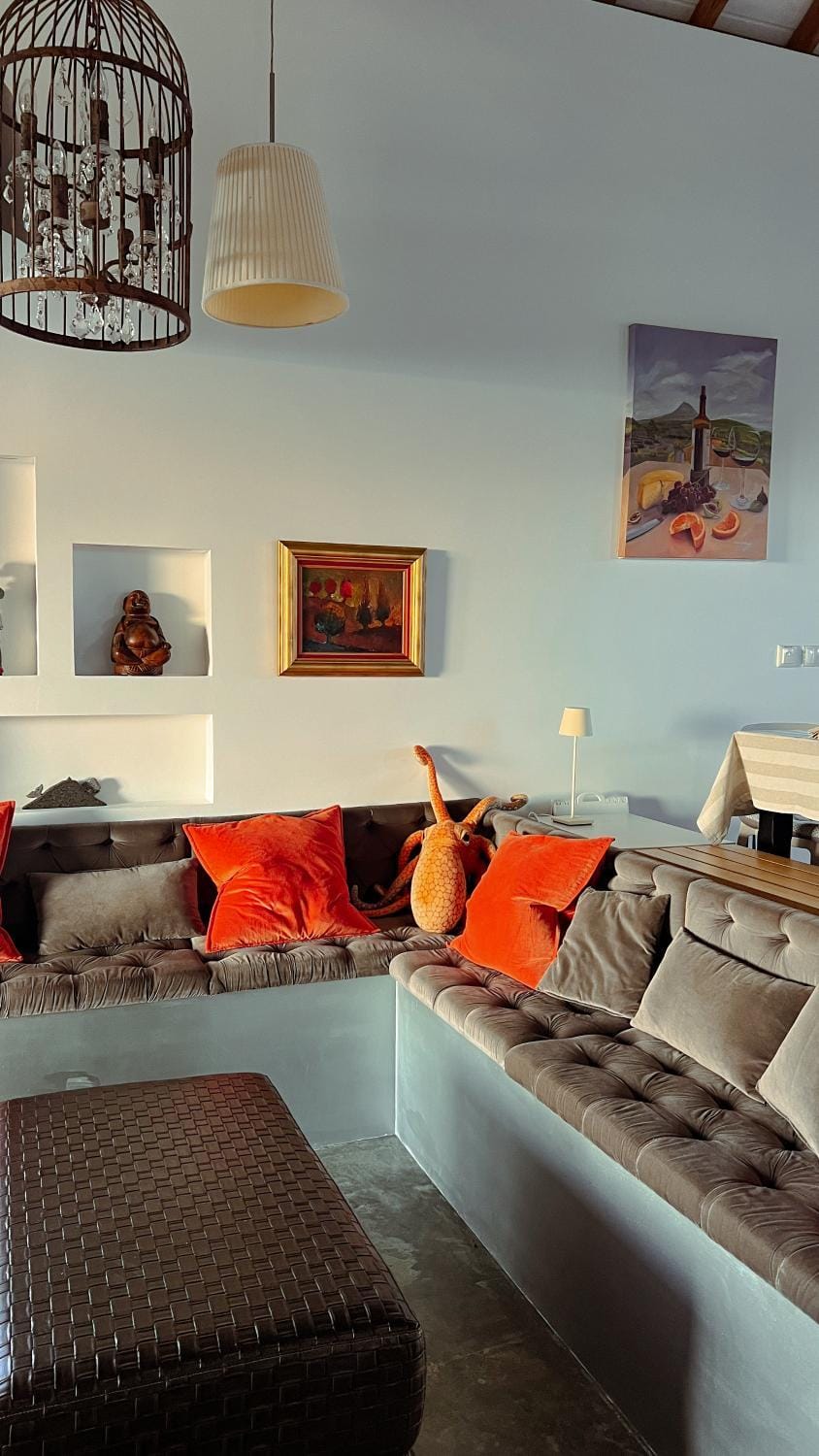 Communal lounge/ TV room, Living room, Lounge or bar