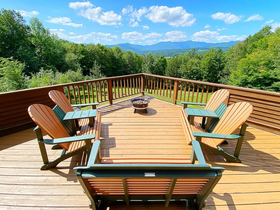 Nine Hearths Estate House in Stowe