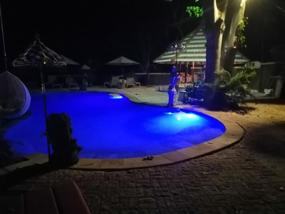 Swimming pool