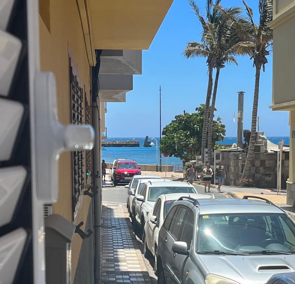 Natural landscape, Street view