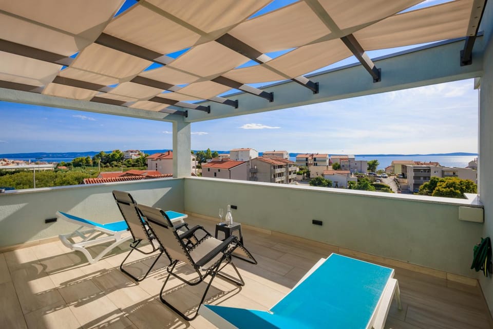 View (from property/room), Balcony/Terrace