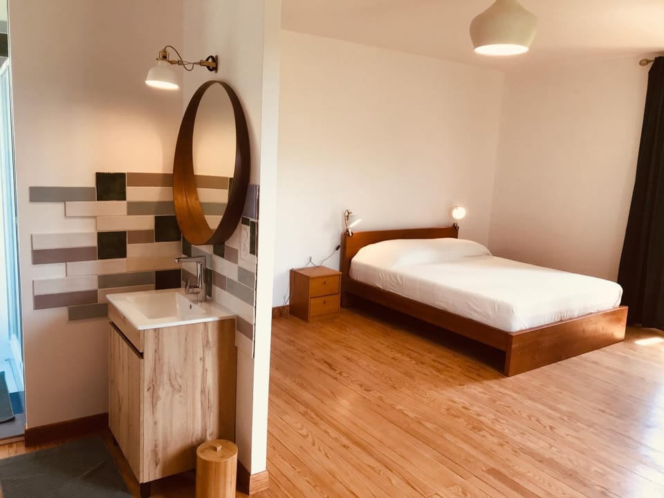 Bathroom, Bedroom