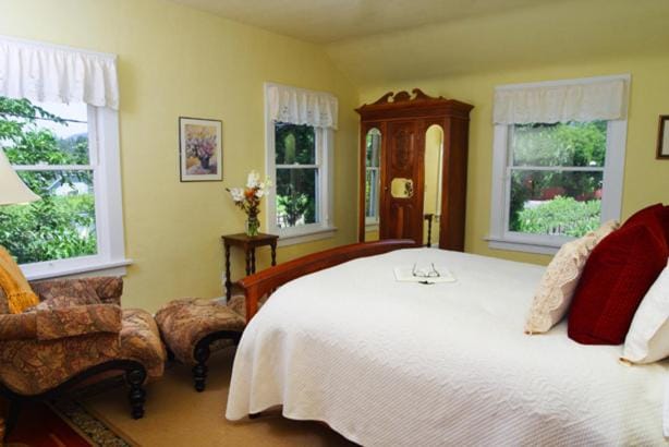 Bear Flag Inn Bed and Breakfast in Calistoga