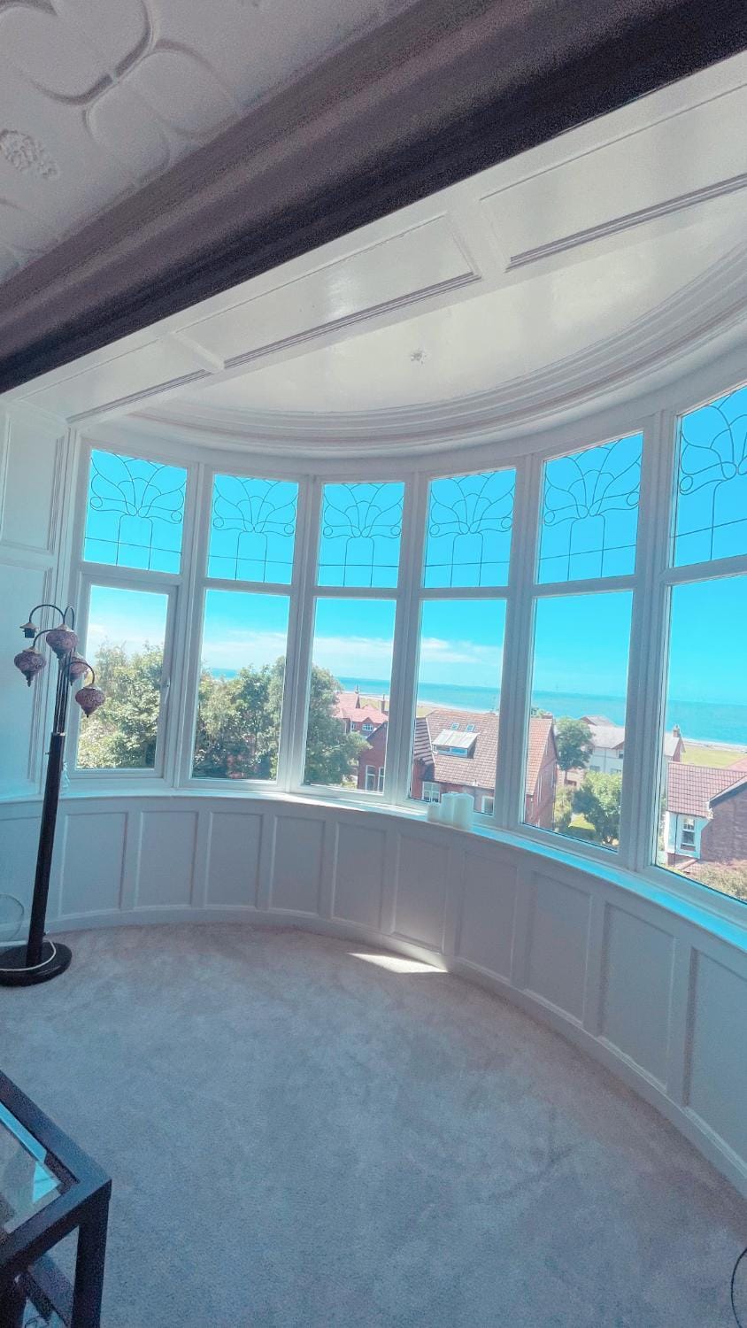 1 Bedroom Sea side luxury Apartment in Wallasey