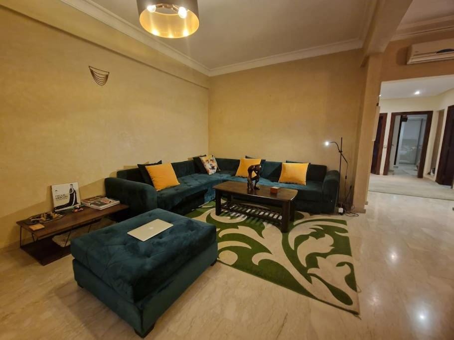 Plage, Piscine, et Confort Moderne Apartment in Rabat-Salé-Kénitra