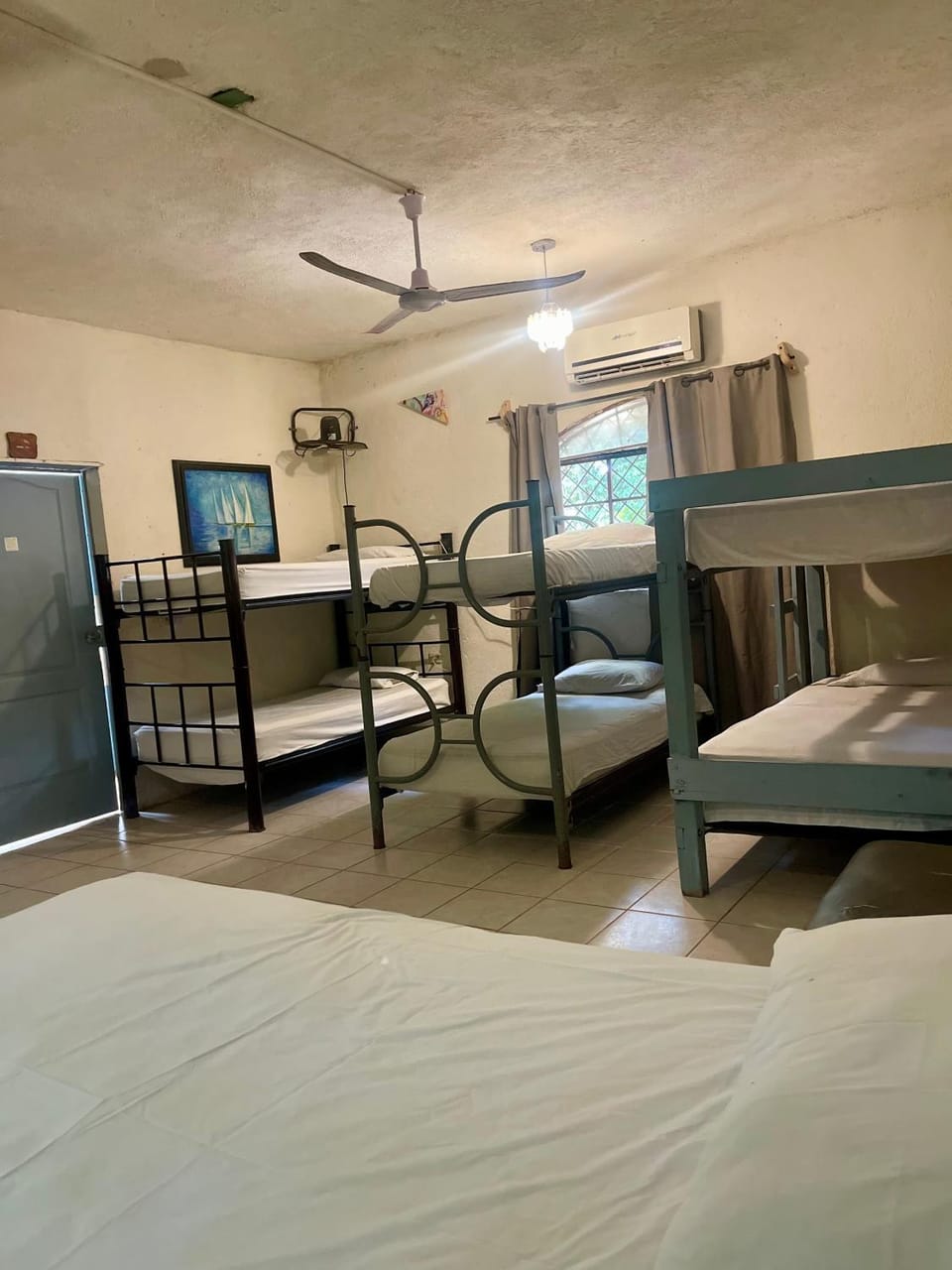 Bed, Photo of the whole room, Bedroom, bunk bed