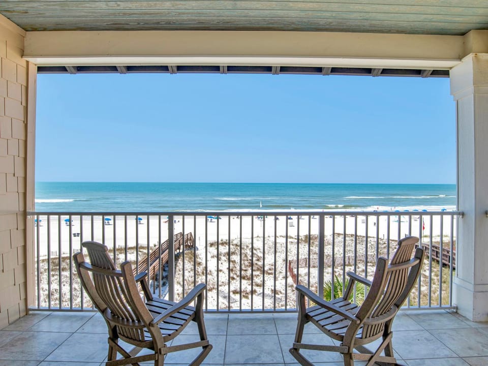 Balcony/Terrace, Seating area, Beach, Sea view