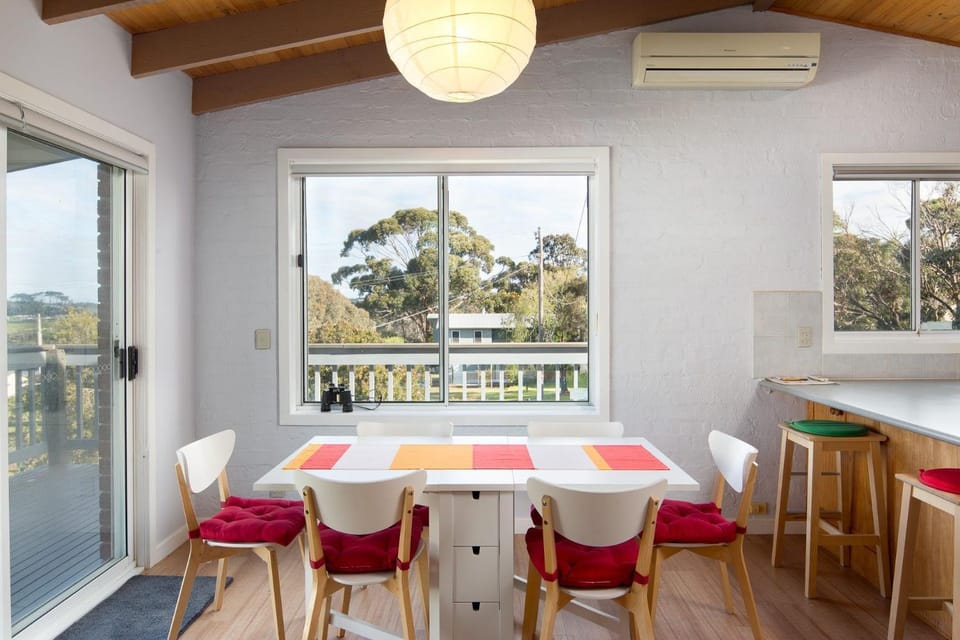Seaside Retreat in Rhyll House in Victoria