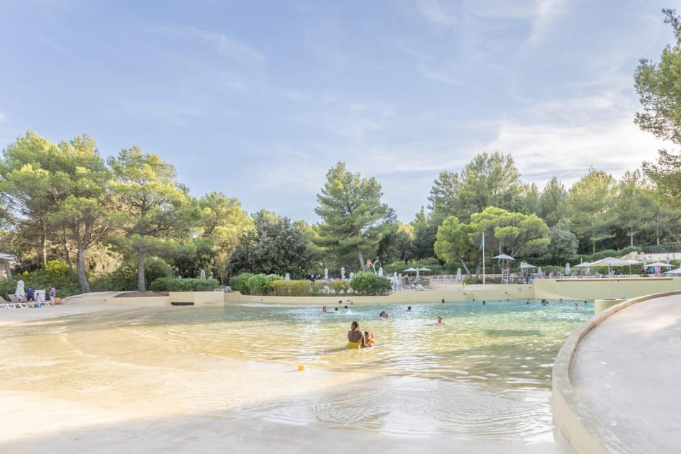Beach, Lake view
