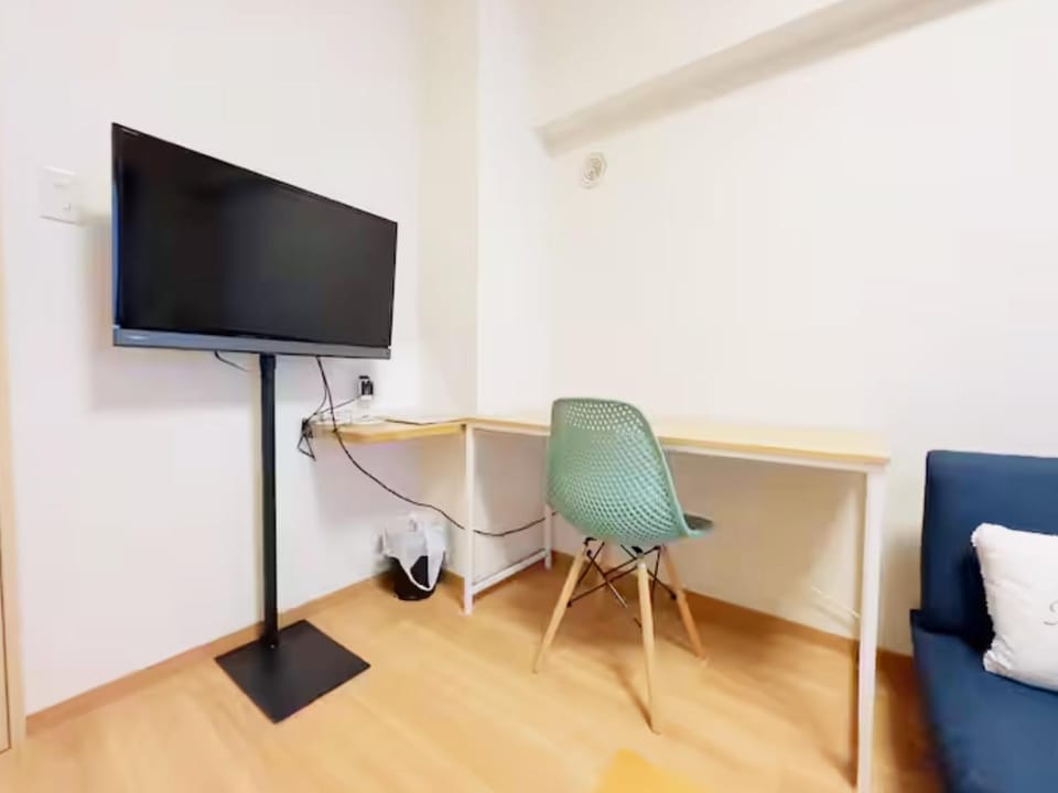 Living room, Photo of the whole room