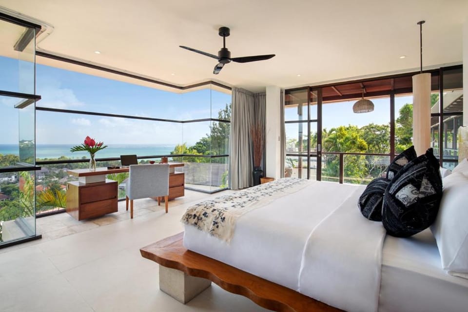 Bed, Natural landscape, Balcony/Terrace, Bedroom, Sea view