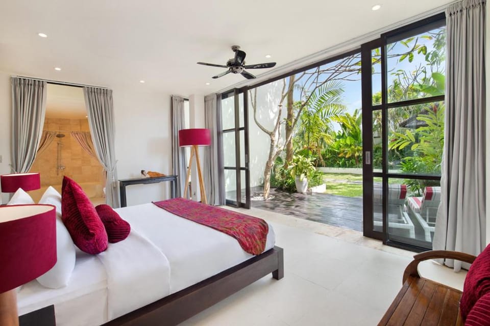 Bed, Balcony/Terrace, Bedroom