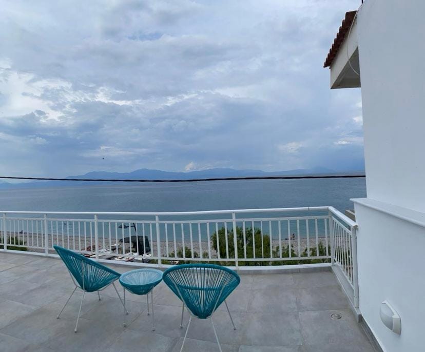 Patio, Natural landscape, View (from property/room), Balcony/Terrace, Sea view