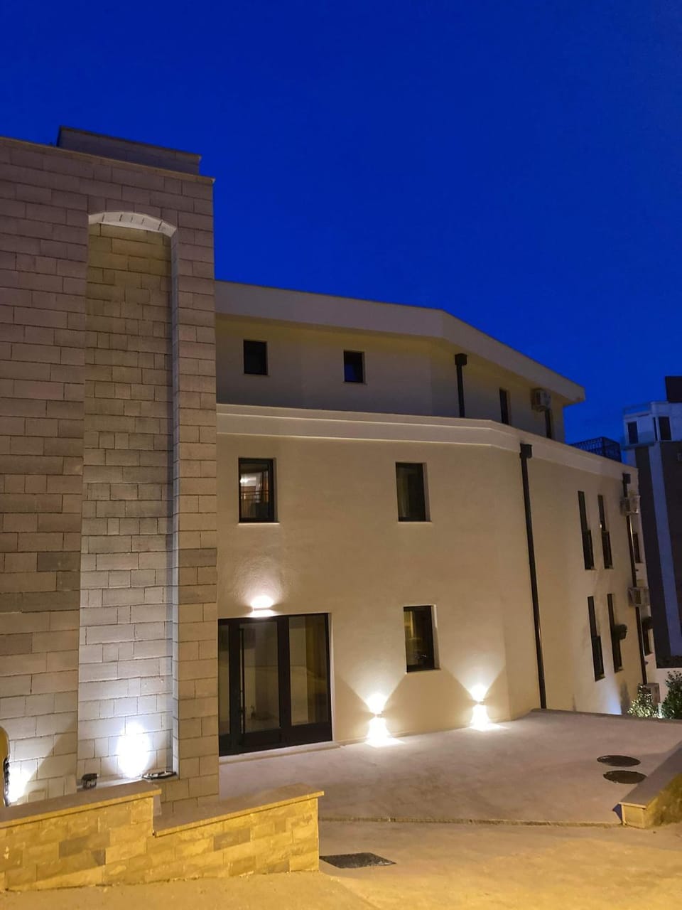 Property building, Night