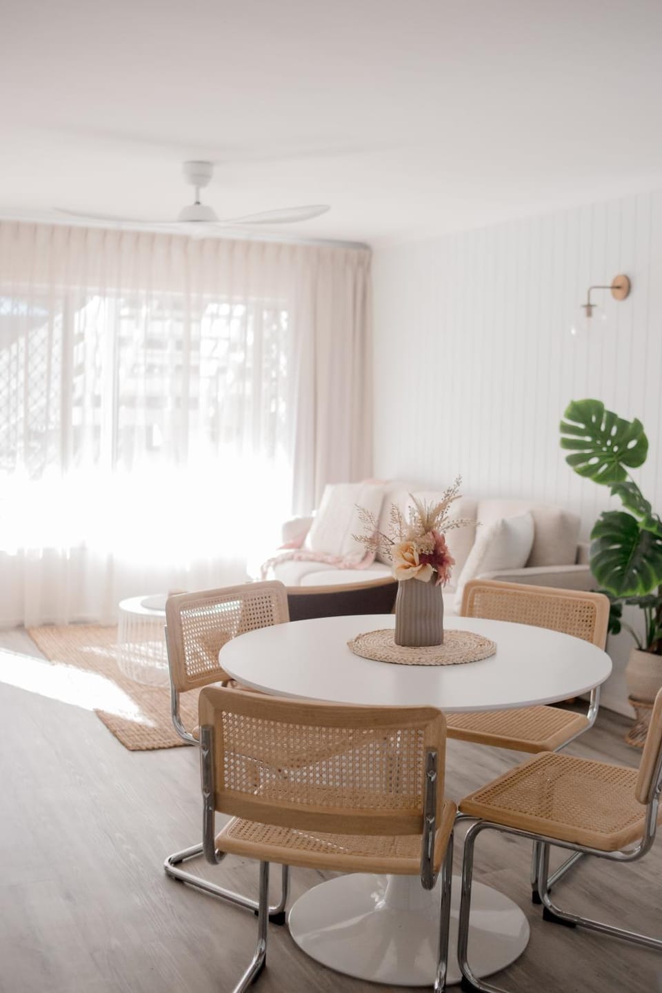 Malie - By The Sea Apartment in Hervey Bay