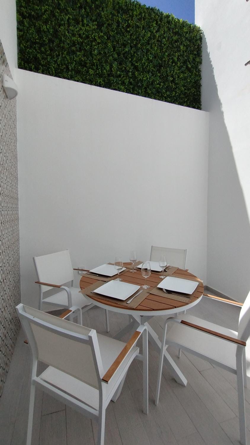 Patio, Balcony/Terrace